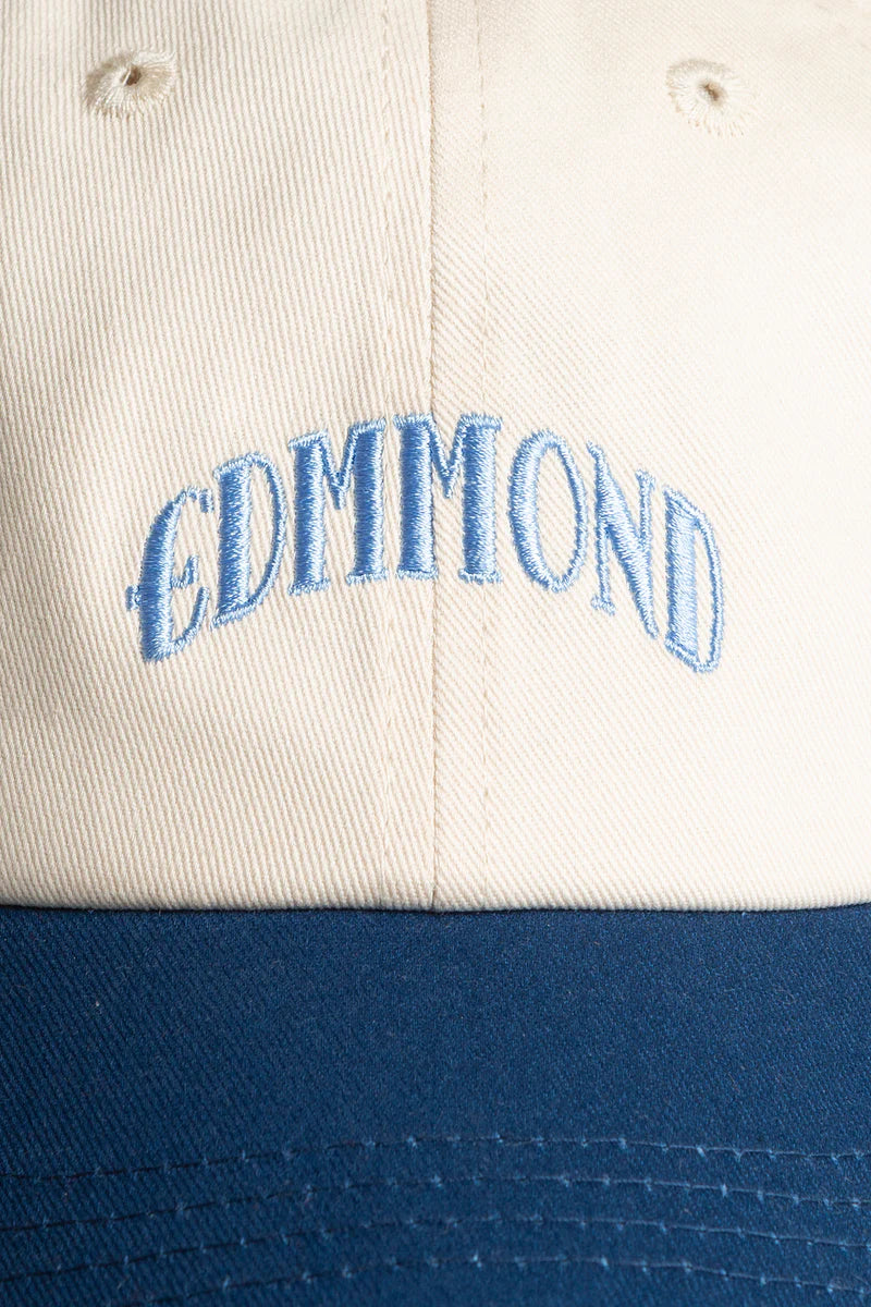Core cap off white