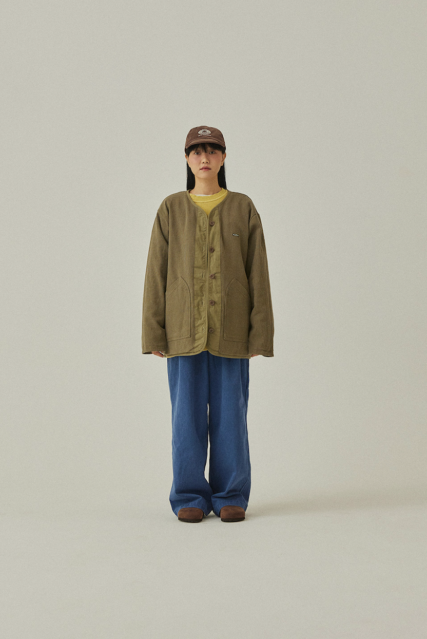 Reversible round utility jacket khaki