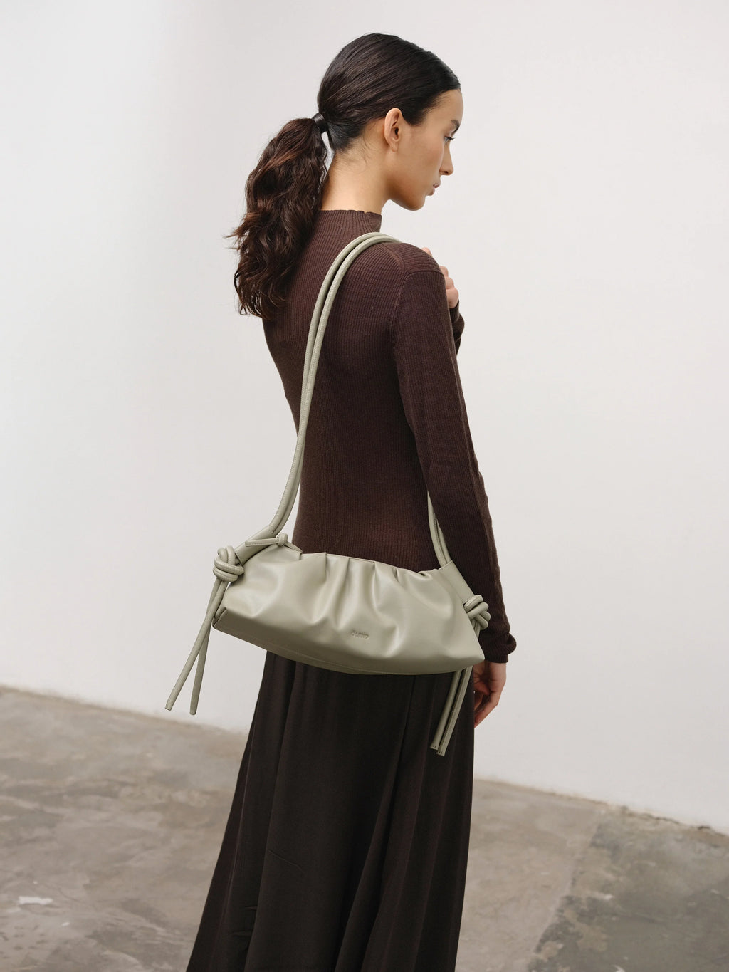 Dumpling bag sage