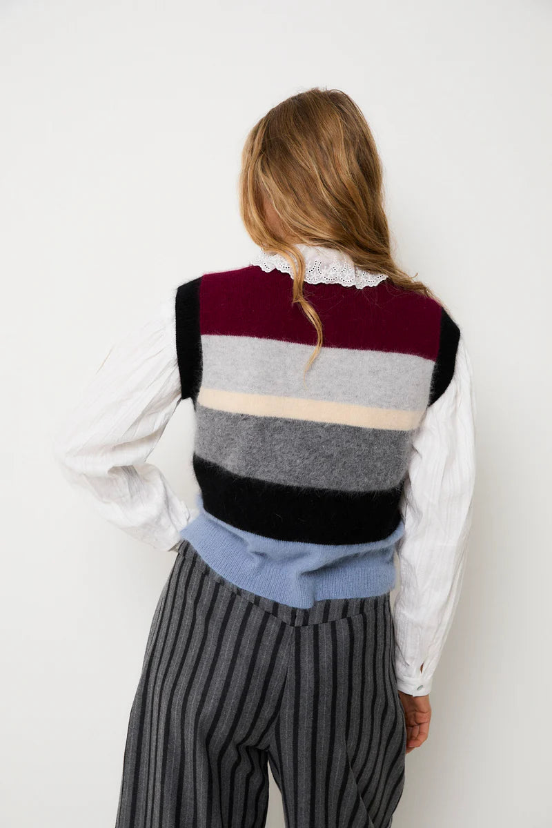 Grey knit Nagoya vest