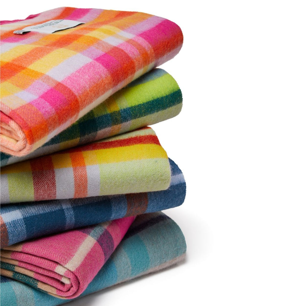 Pink virgin wool throw
