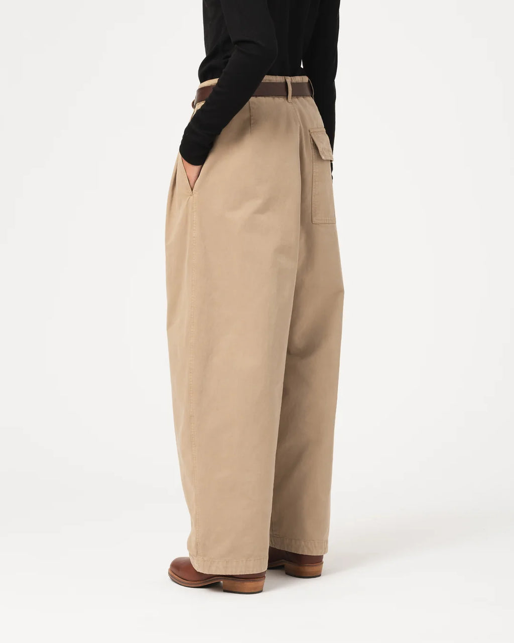 Ambassador pants kelp